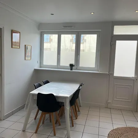 Cosy Centre
